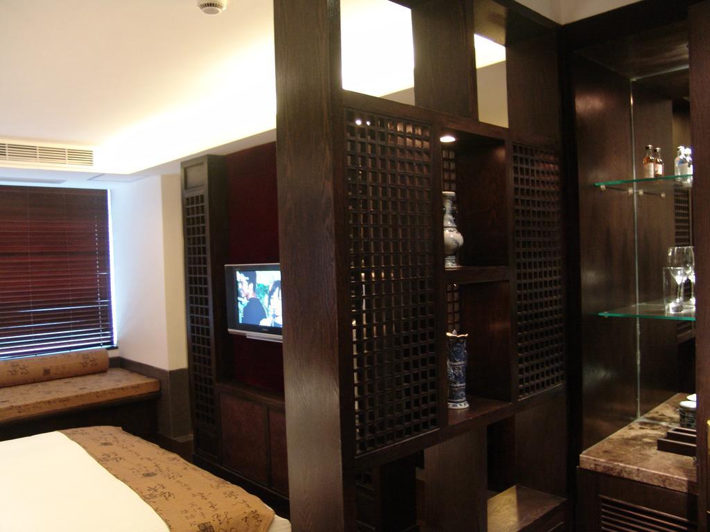 Baolong Homelike Hotel - Henglong Hotel Jingan Dış mekan fotoğraf