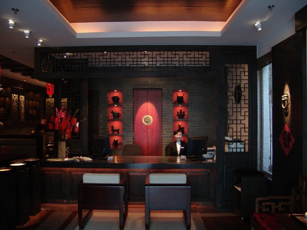 Baolong Homelike Hotel - Henglong Hotel Jingan Dış mekan fotoğraf